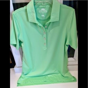 Peter Millar NWOT, short sleeve golf polo shirt, Medium, 50 sunscreen factor!